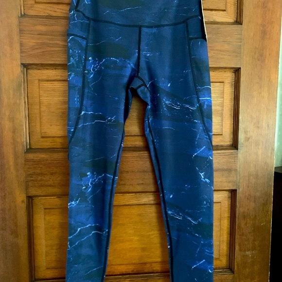 LegEnd Active Leggings - Picture 1 of 4